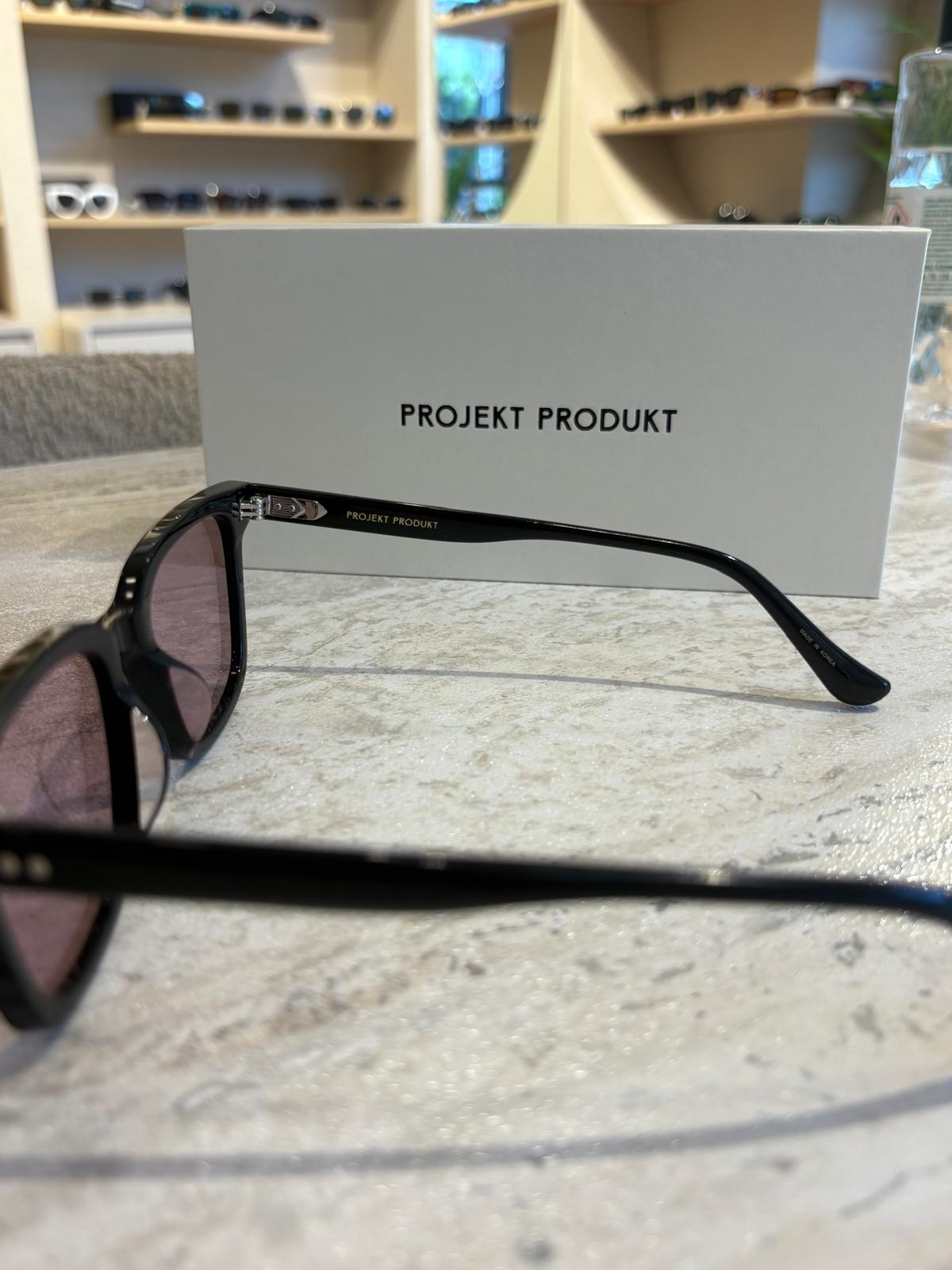 Projekt Produkt HM10(S) C1FL – Siyah Kare Çerçeve & Açık Pembe Camlı Güneş Gözlüğü