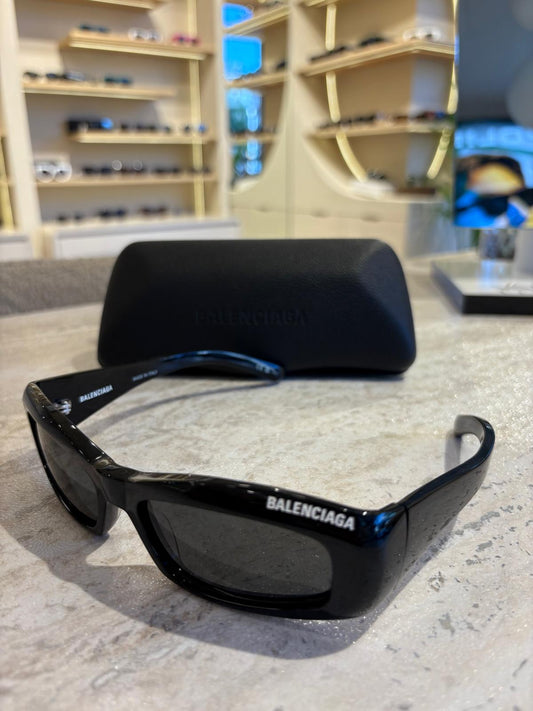 Balenciaga BB0266S 001 – Yüksek Moda, Ultra Kalın Çerçeve