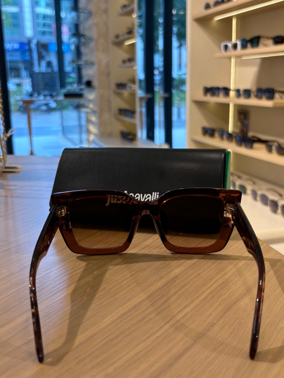 Just Cavalli SJC099V 09X8 – Leopar Desenli Kadın Güneş Gözlüğü