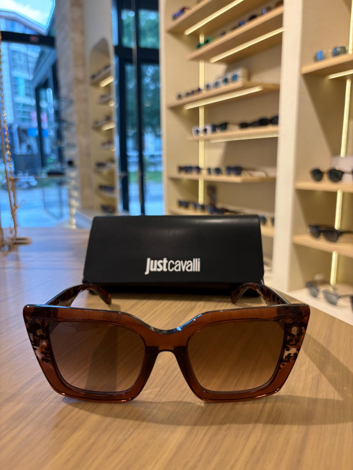 Just Cavalli SJC099V 09X8 – Leopar Desenli Kadın Güneş Gözlüğü