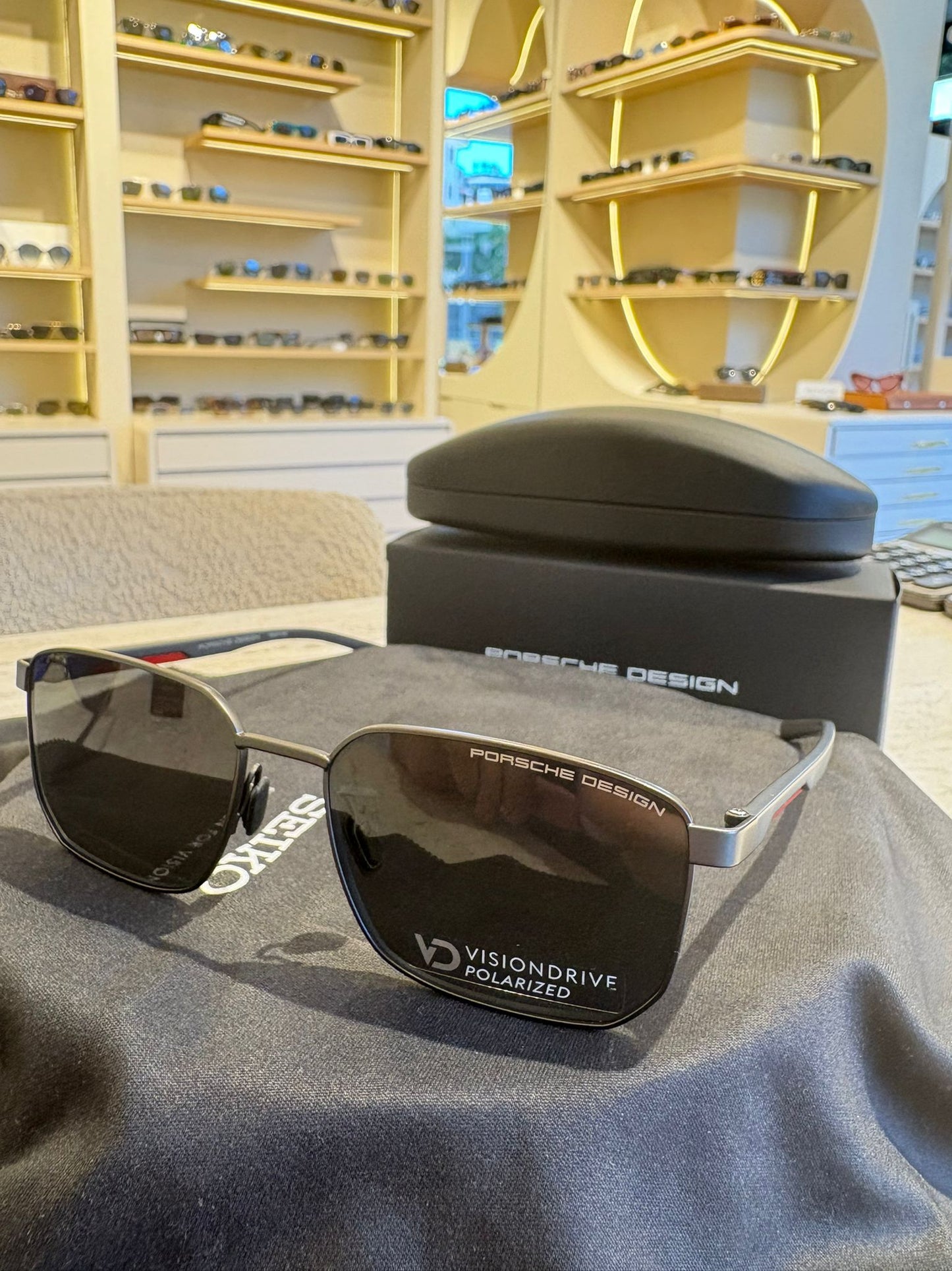 Porsche Design P'8982 C CAT.3P Güneş Gözlüğü – Net Görüş, Sade Zarafet