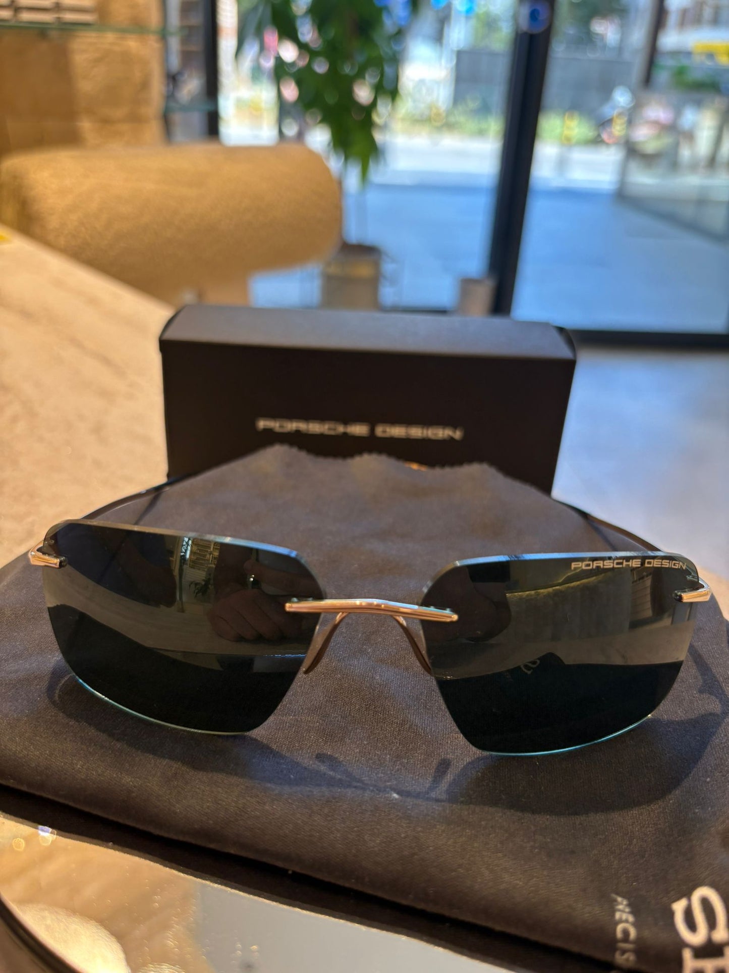 Porsche Design P'8923 B1 CAT.3 Güneş Gözlüğü – Ultra Hafiflik, Maksimum Etki