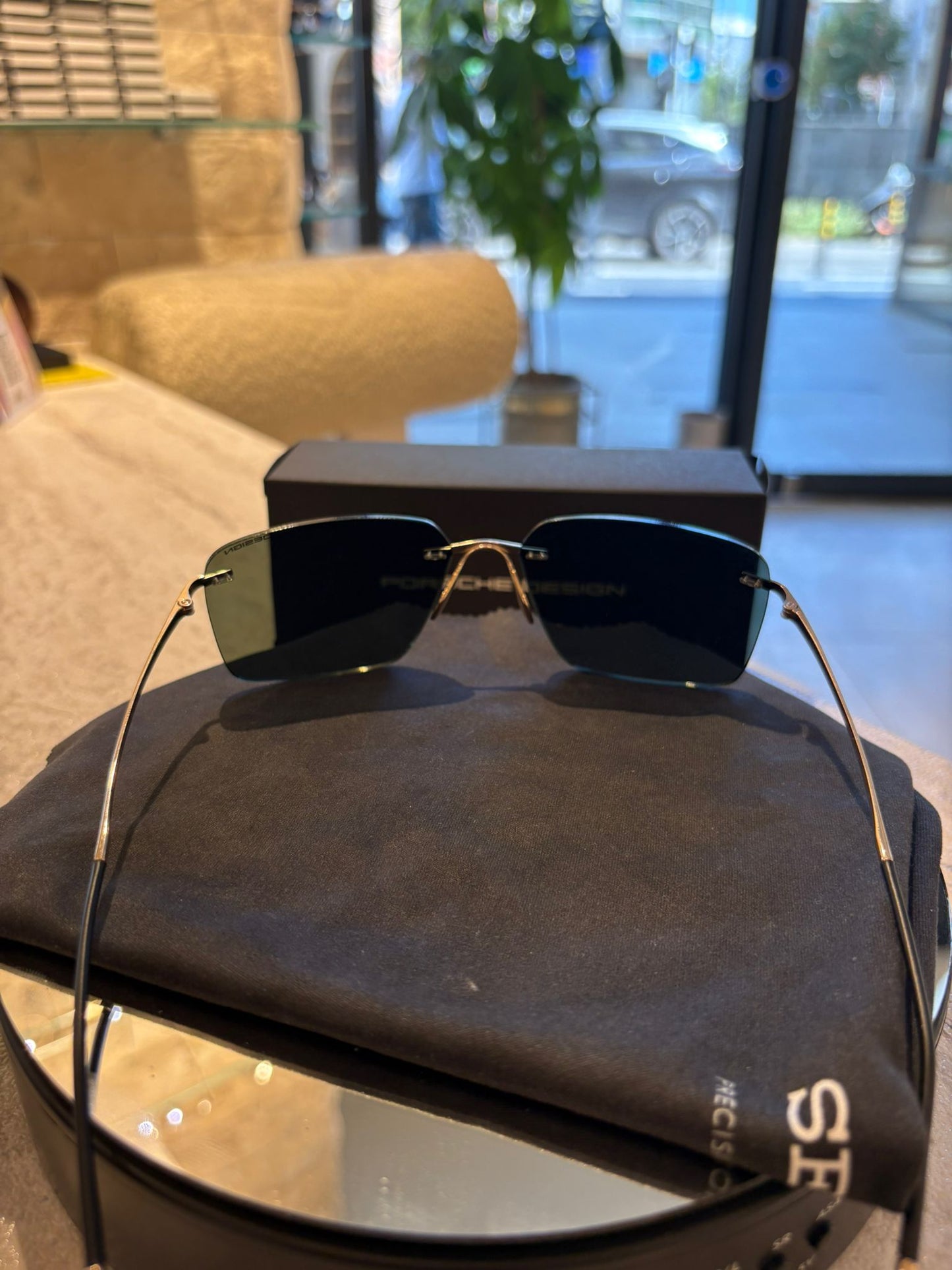 Porsche Design P'8923 B1 CAT.3 Güneş Gözlüğü – Ultra Hafiflik, Maksimum Etki