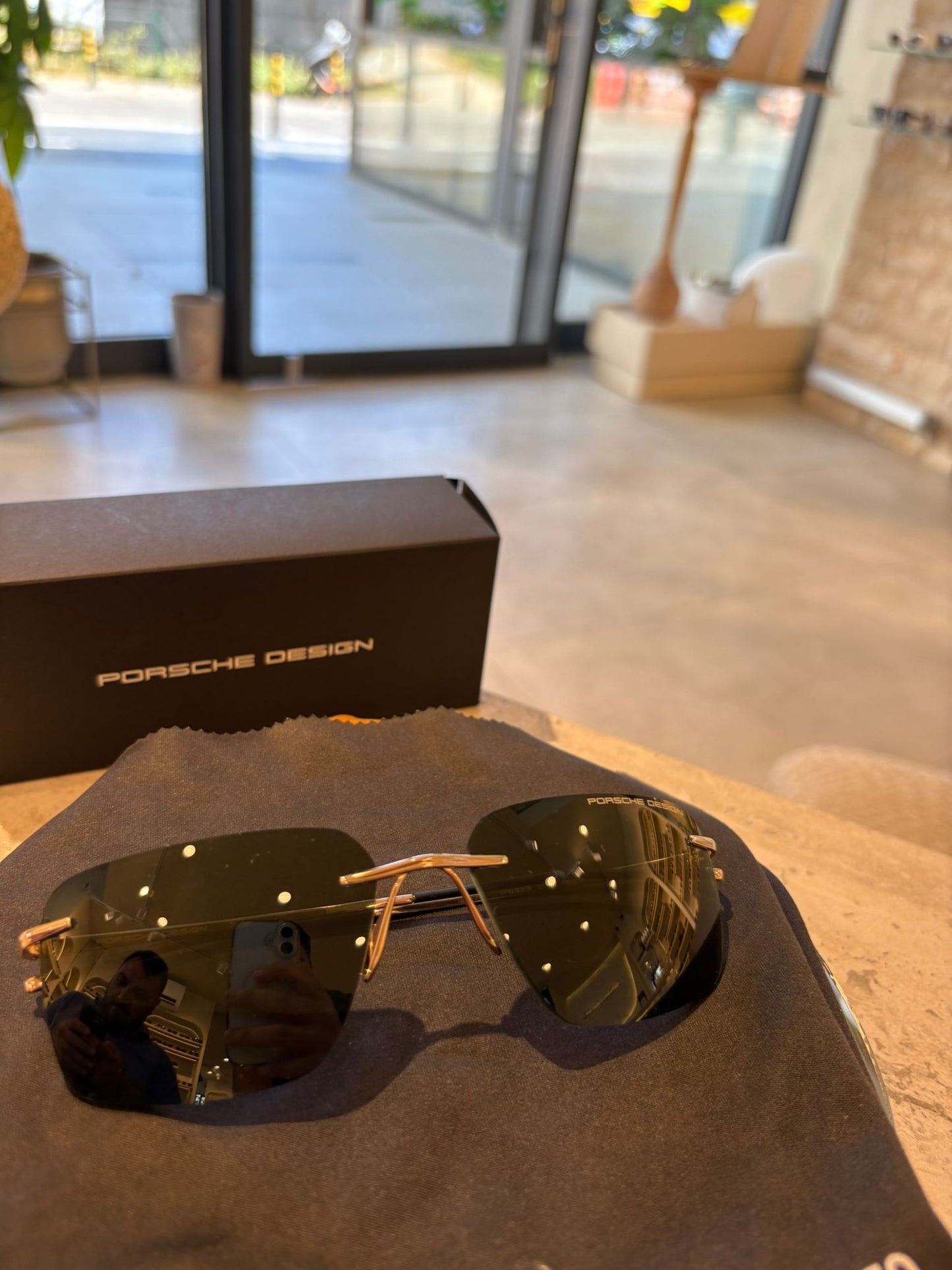 Porsche Design P'8923 B1 CAT.3 Güneş Gözlüğü – Ultra Hafiflik, Maksimum Etki