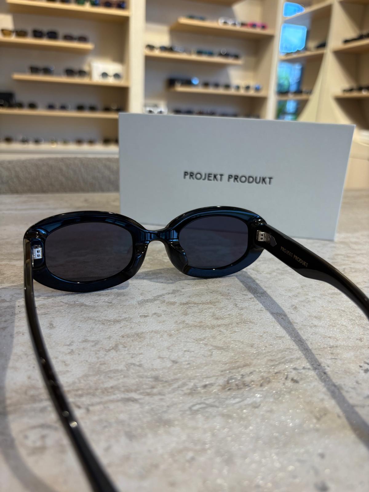 Projekt Produkt P12 HM4 C1 – Kalın Siyah Oval Çerçeveli Unisex Güneş Gözlüğü
