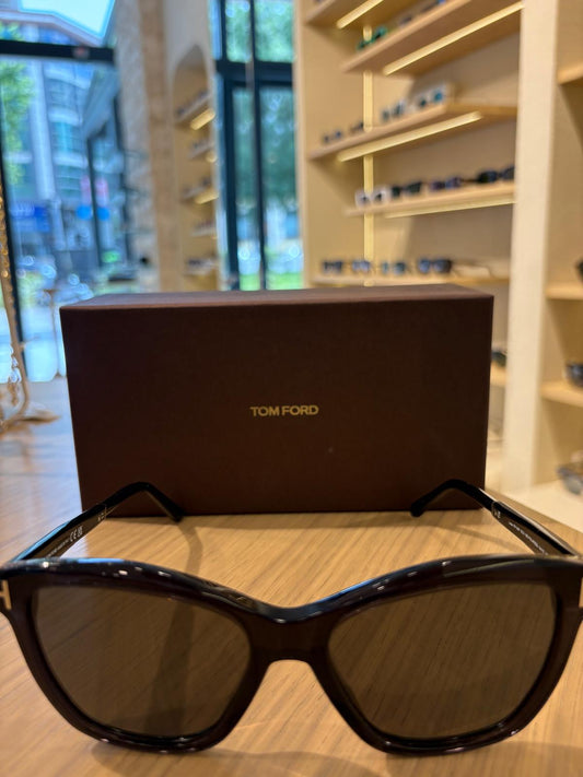 Tom Ford Lucia TF1087 45F – Kadın Güneş Gözlüğü | Pelin Canlı Optik