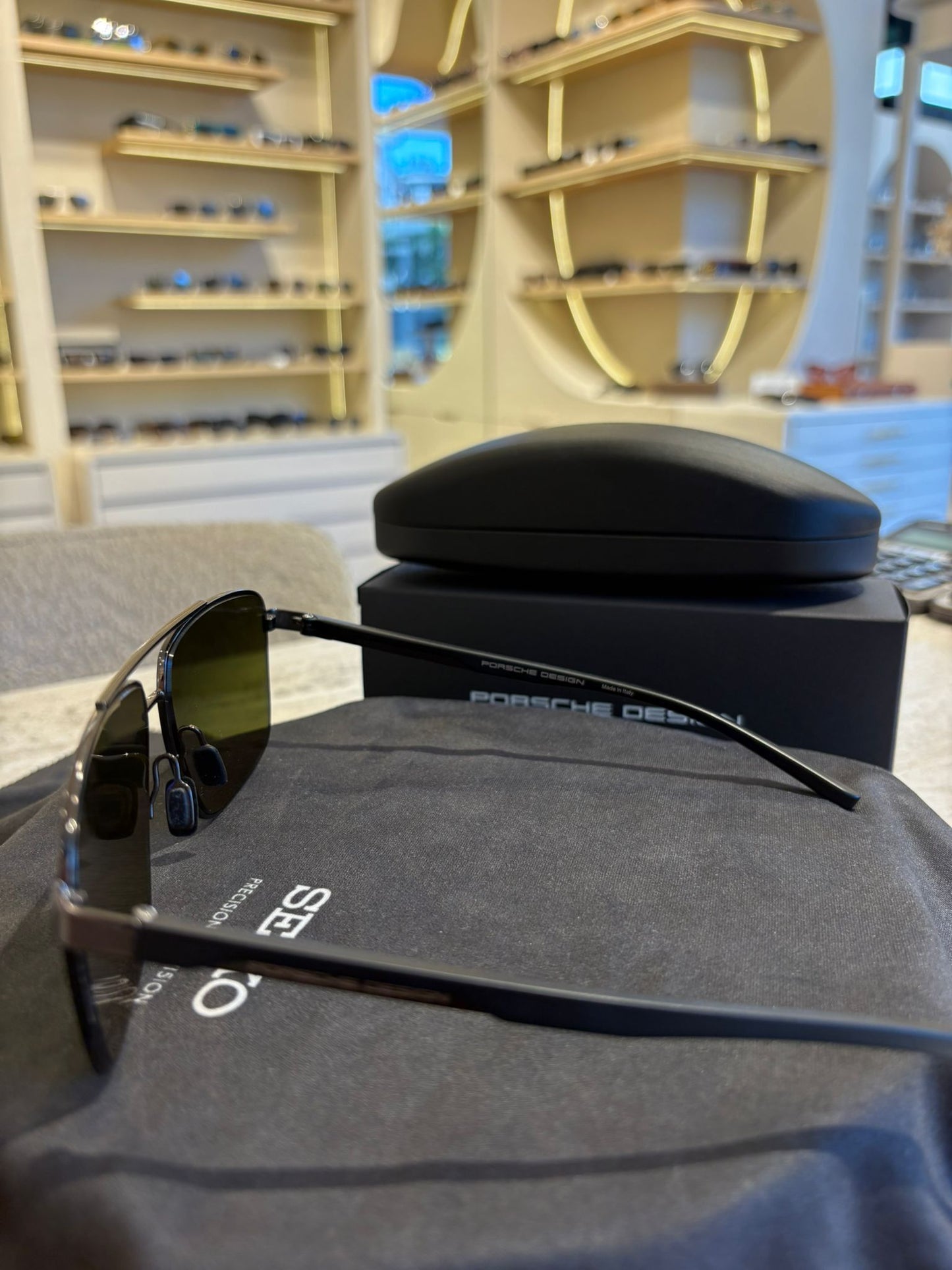 Porsche Design P'8944 C CAT 3P Güneş Gözlüğü – İtalyan Zarafeti, Mükemmel Görüş