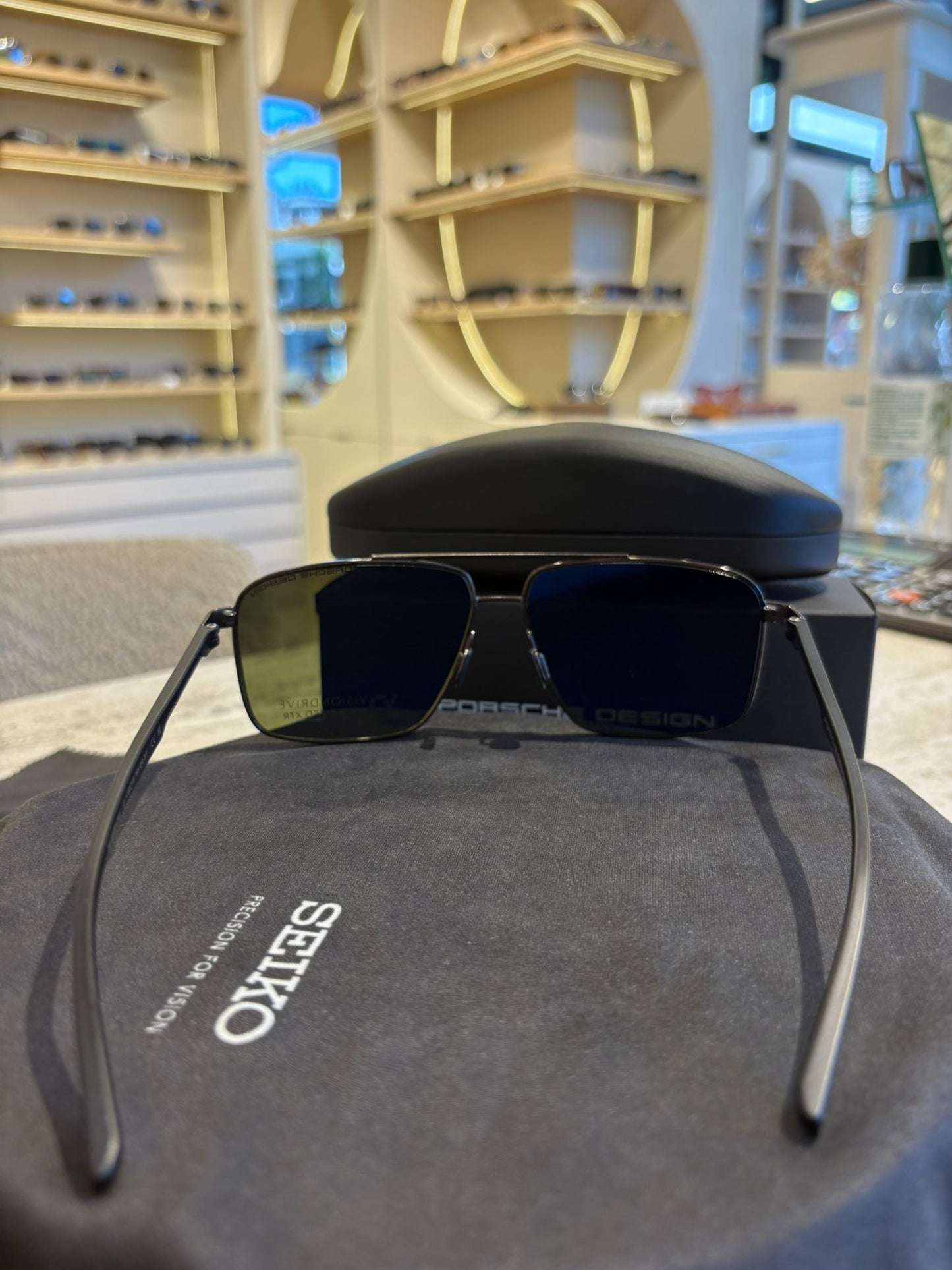 Porsche Design P'8944 C CAT 3P Güneş Gözlüğü – İtalyan Zarafeti, Mükemmel Görüş